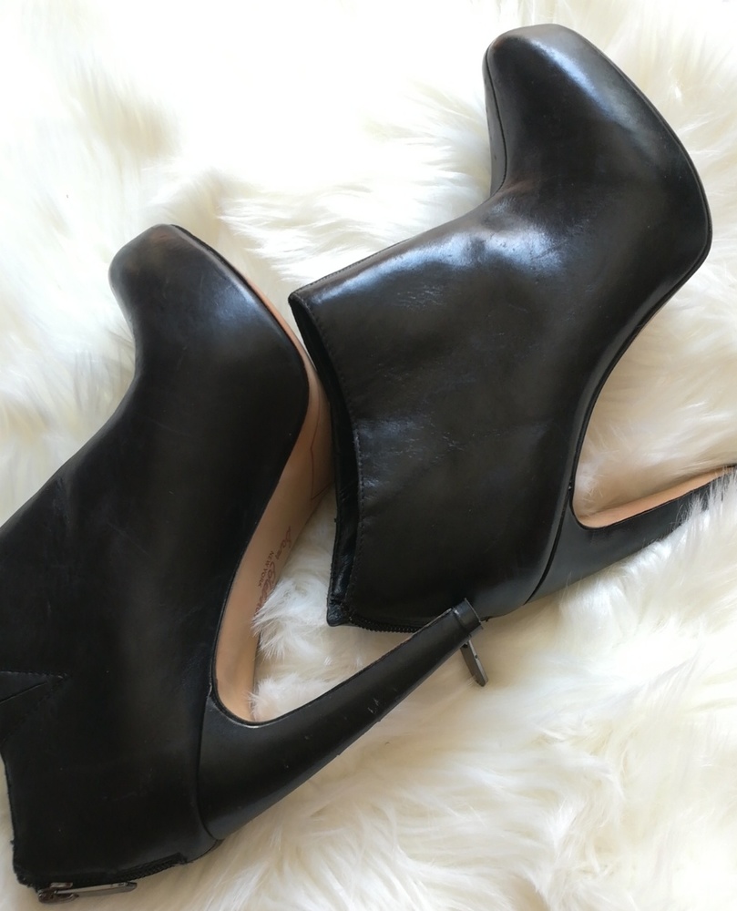 Sam edeaman ankle boots size 8, black